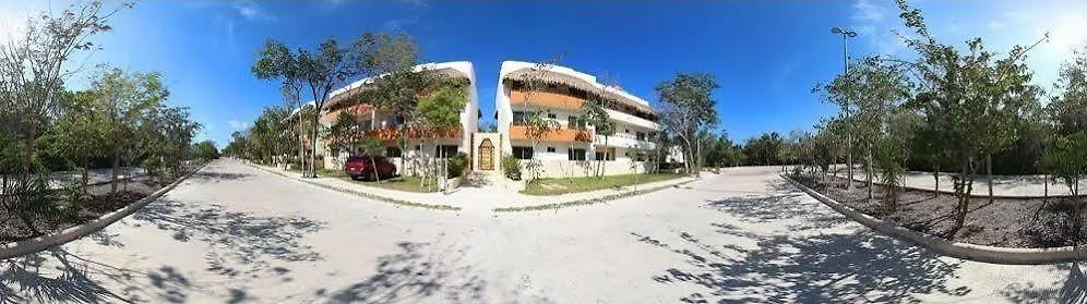Moon Forest Tulum 0*,